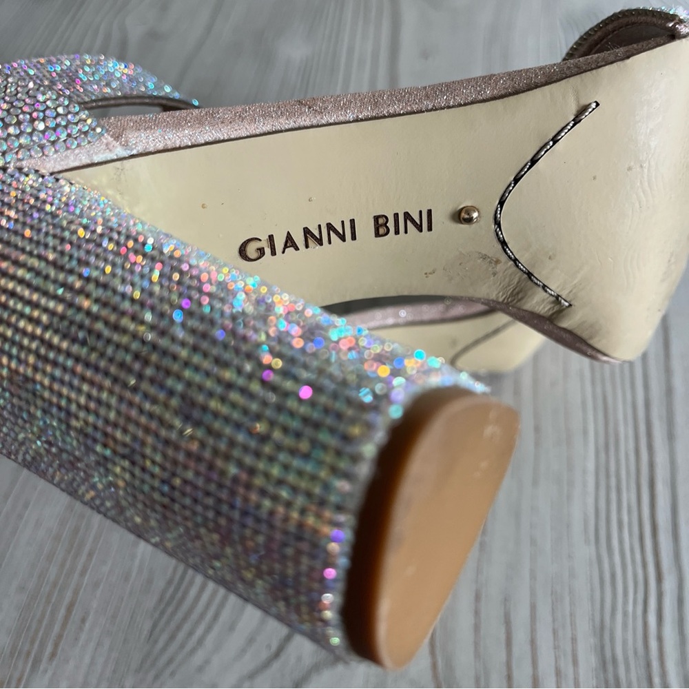 Gianni Bini Multicolor Heels - Picture 8 of 9